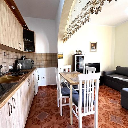 Beach & Chill Apartments Vlorë Extérieur photo