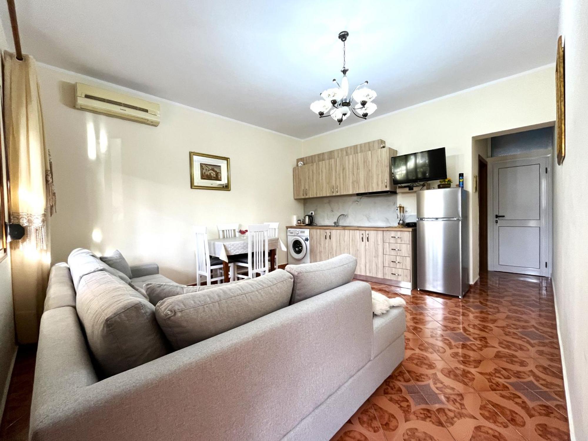 Beach & Chill Apartments Vlorë Extérieur photo